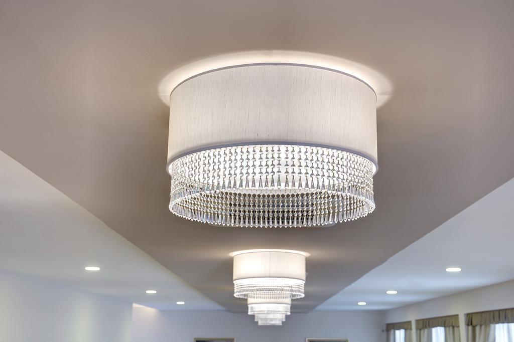 Lo Scacciapensieri Hotel & Restaurant Монтерони ди Лече Екстериор снимка